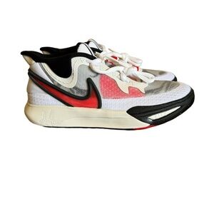 Size 4 Men 5.5 Women Nike Kyrie 8 White University Red